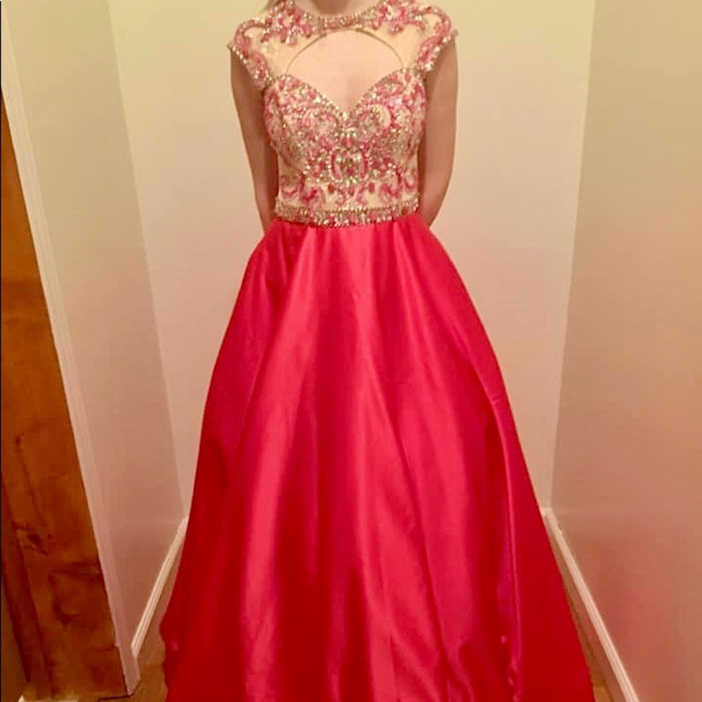 PROM DRESS
